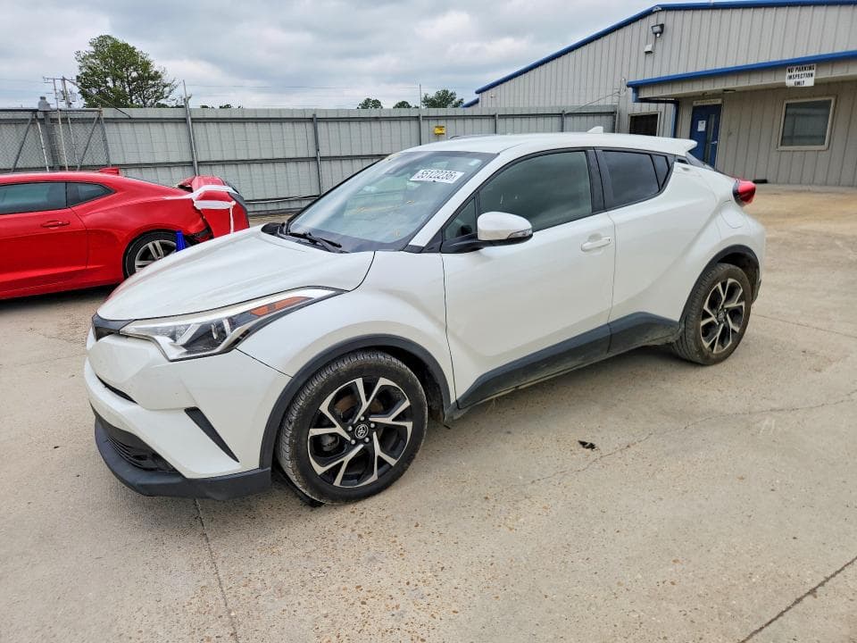 2018 TOYOTA C-HR XLE