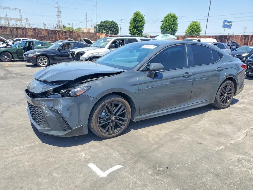 2025 TOYOTA CAMRY SE - 1