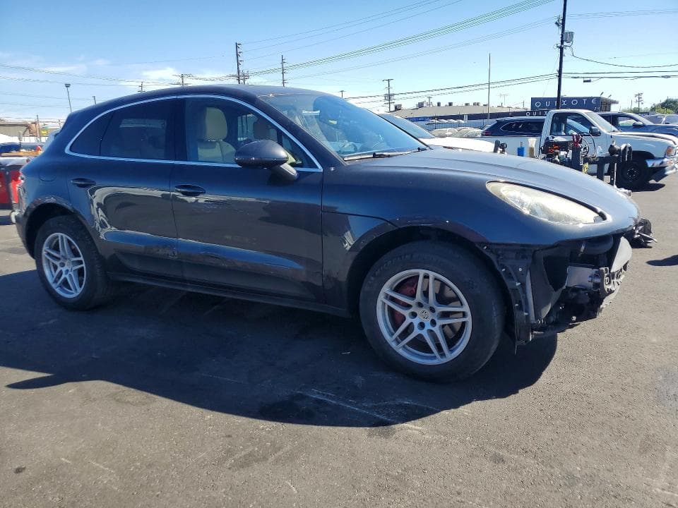 2018 PORSCHE MACAN S 4