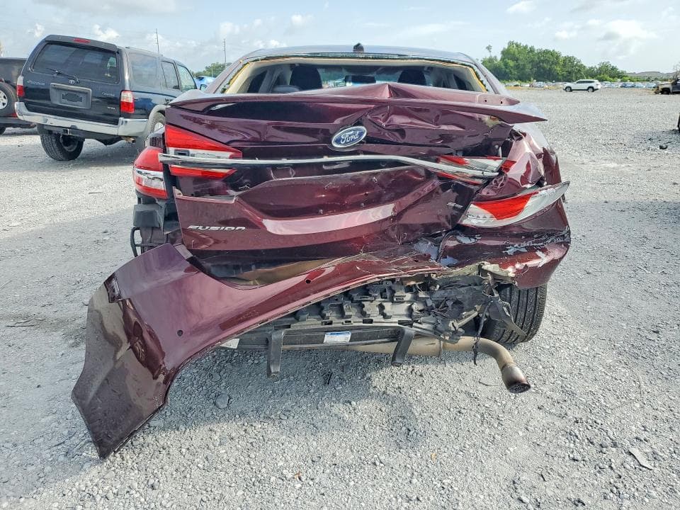 2017 FORD FUSION SE 6