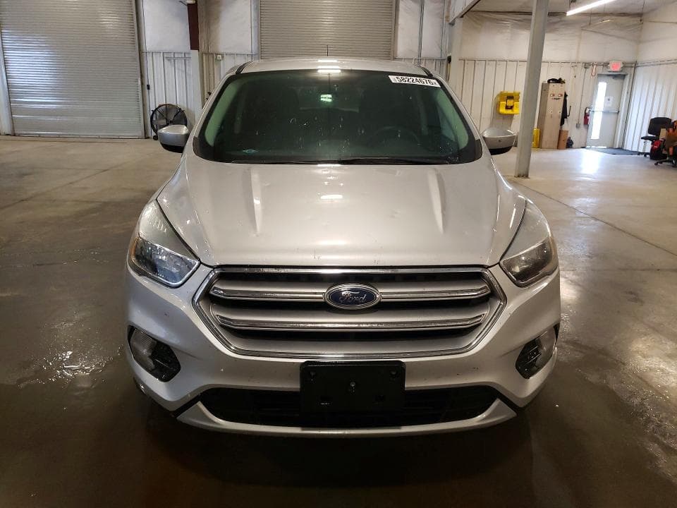 2017 FORD ESCAPE SE 5