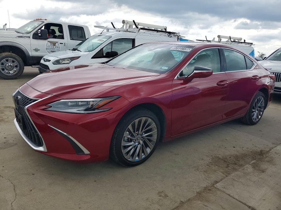 2025 LEXUS ES300