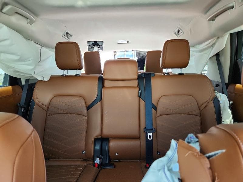 2025 NISSAN PATHFINDER PLATINUM 10