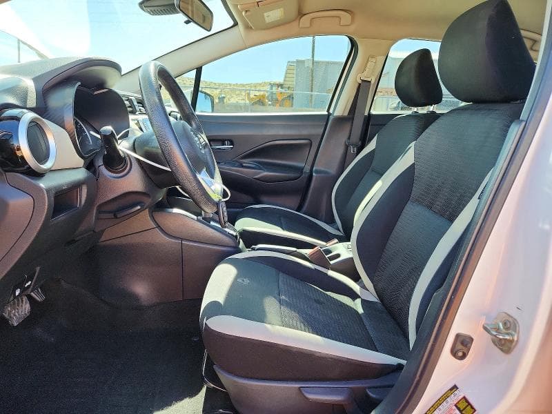 2020 NISSAN VERSA SV 7