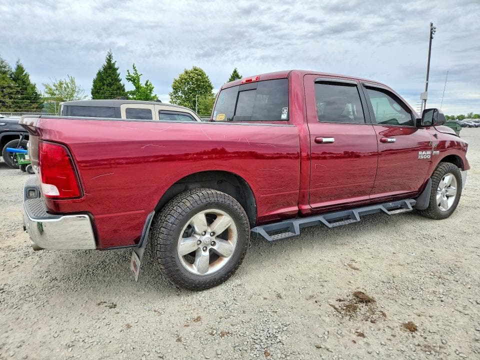 2017 RAM 1500 SLT 3