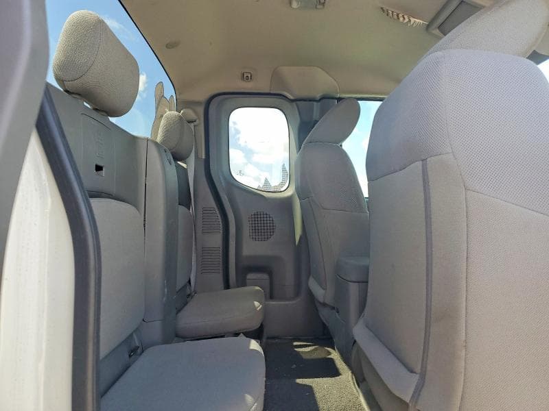 2019 NISSAN FRONTIER S 10