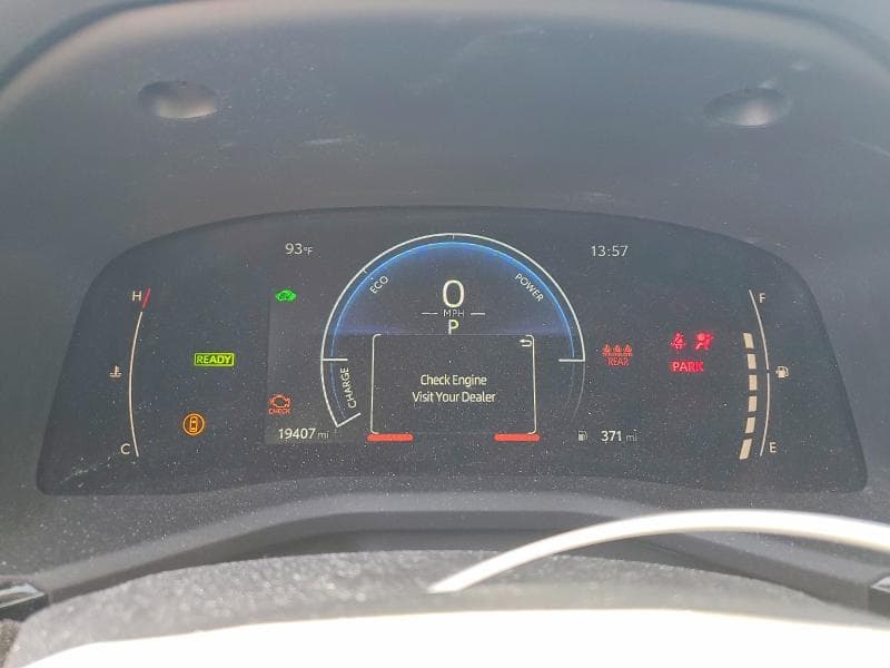 2025 TOYOTA CAMRY LE 9