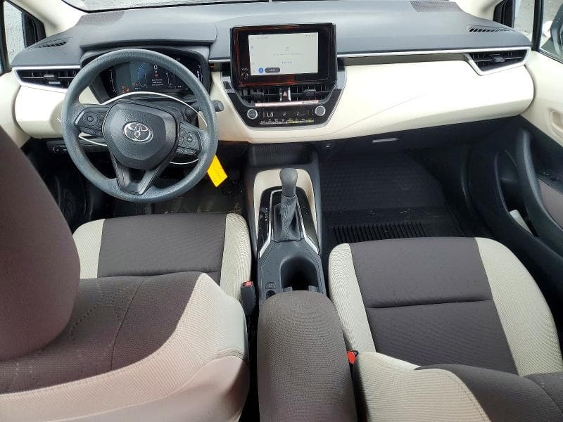 2026 TOYOTA COROLLA LE 8