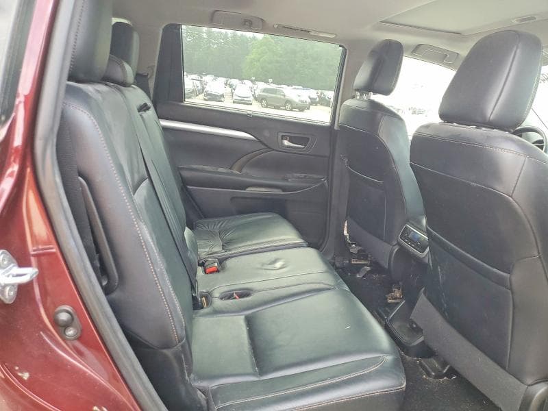 2017 TOYOTA HIGHLANDER XLE 11