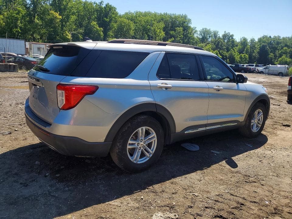 2022 FORD EXPLORER XLT 3