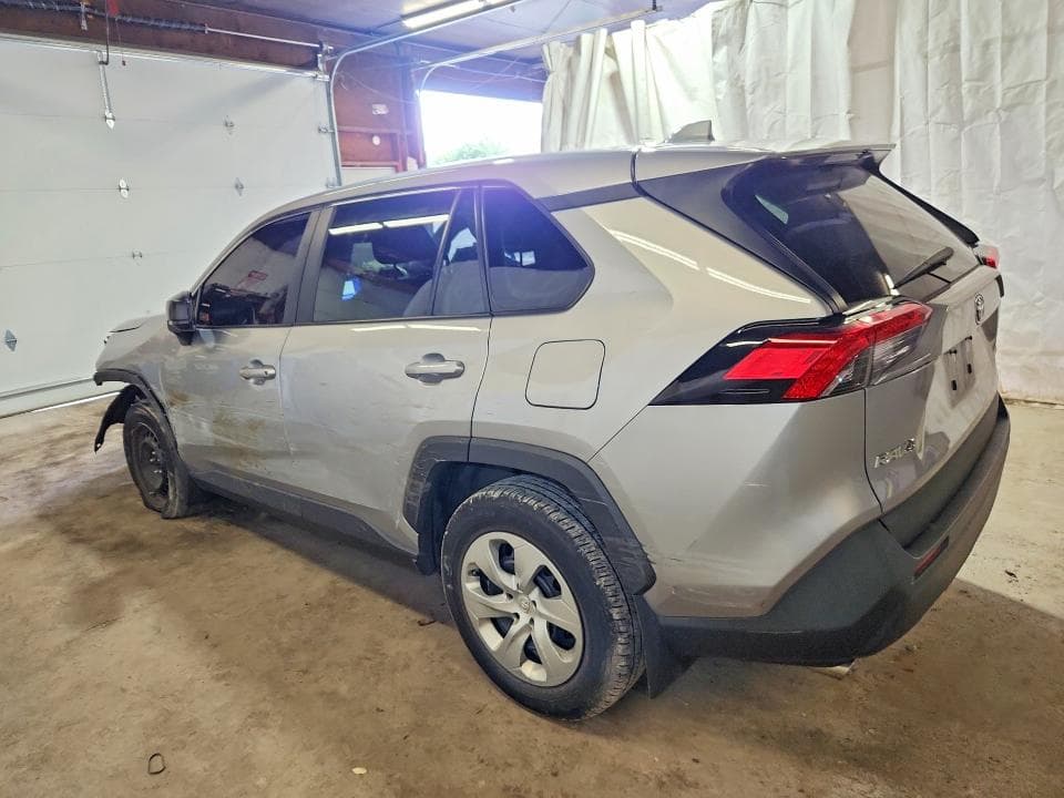 2023 TOYOTA RAV4 LE 2