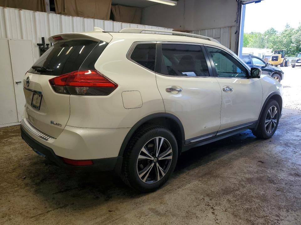 2017 NISSAN ROGUE SL 3