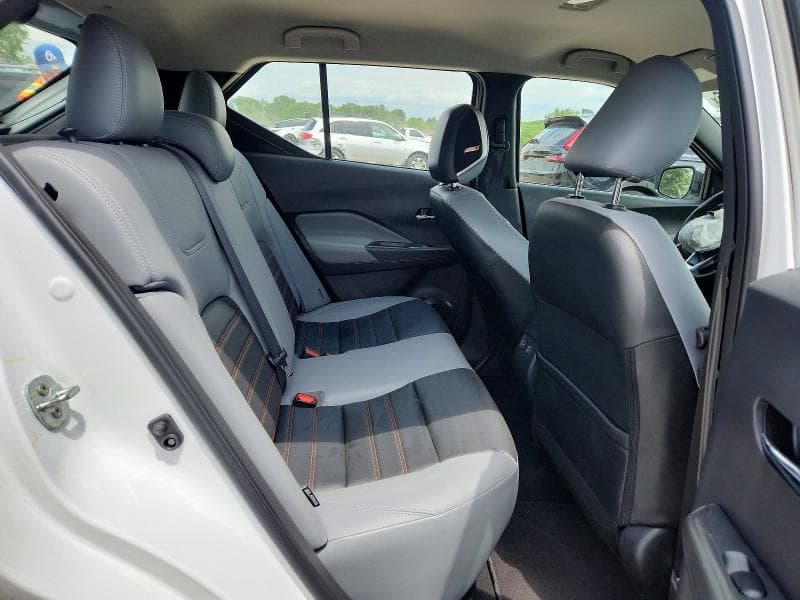 2024 NISSAN KICKS SR 10