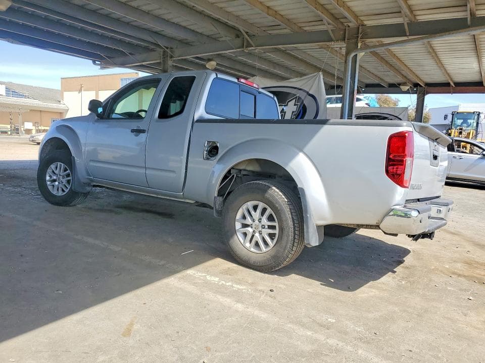 2017 NISSAN FRONTIER SV V6 2