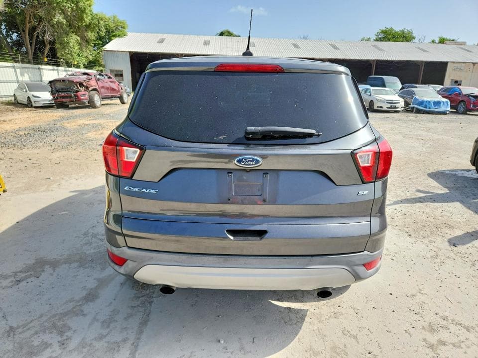 2019 FORD ESCAPE SE 6