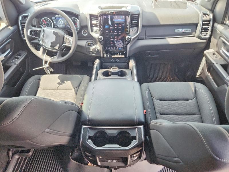 2025 RAM 1500 8