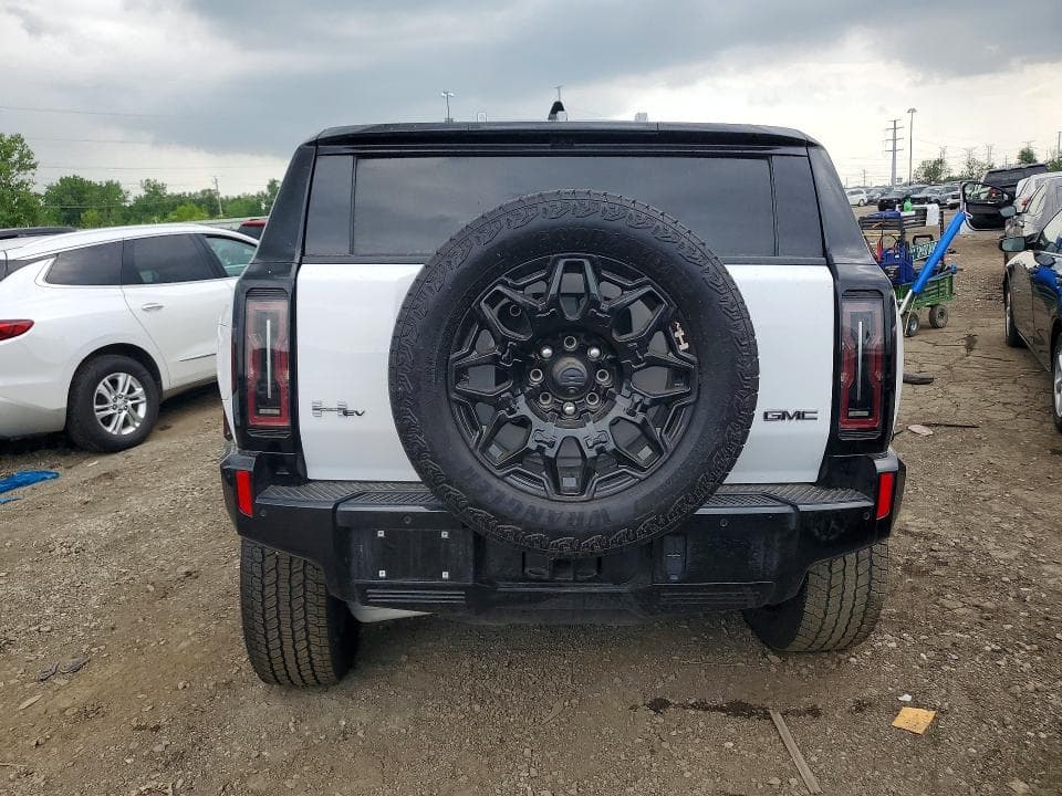 2025 GMC HUMMER SUV 2X 6
