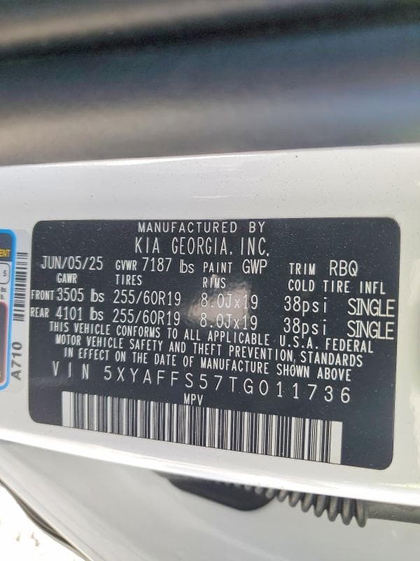 2026 KIA EV9 WIND 12
