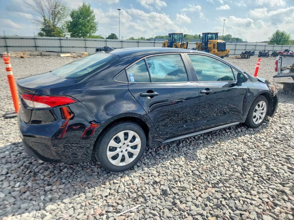 2024 TOYOTA COROLLA LE 3