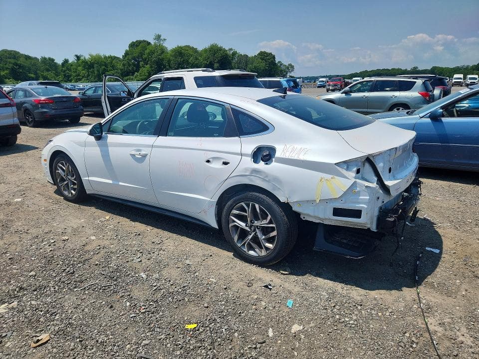 2021 HYUNDAI SONATA SEL 2