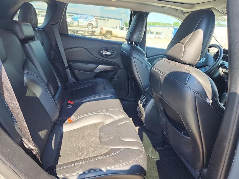 2021 JEEP CHEROKEE LATITUDE PLUS 10