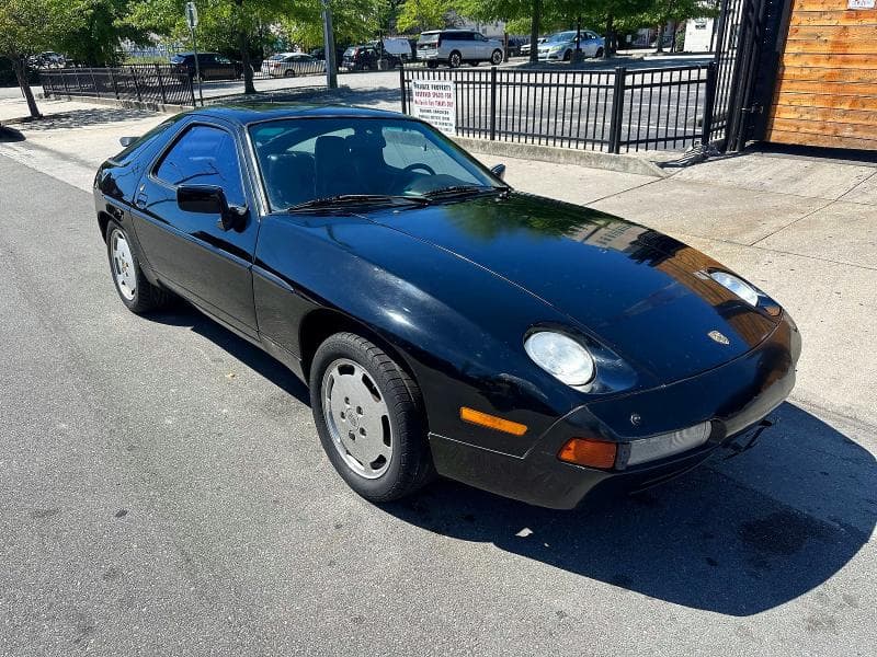 1987 PORSCHE 928 S-4 - 1
