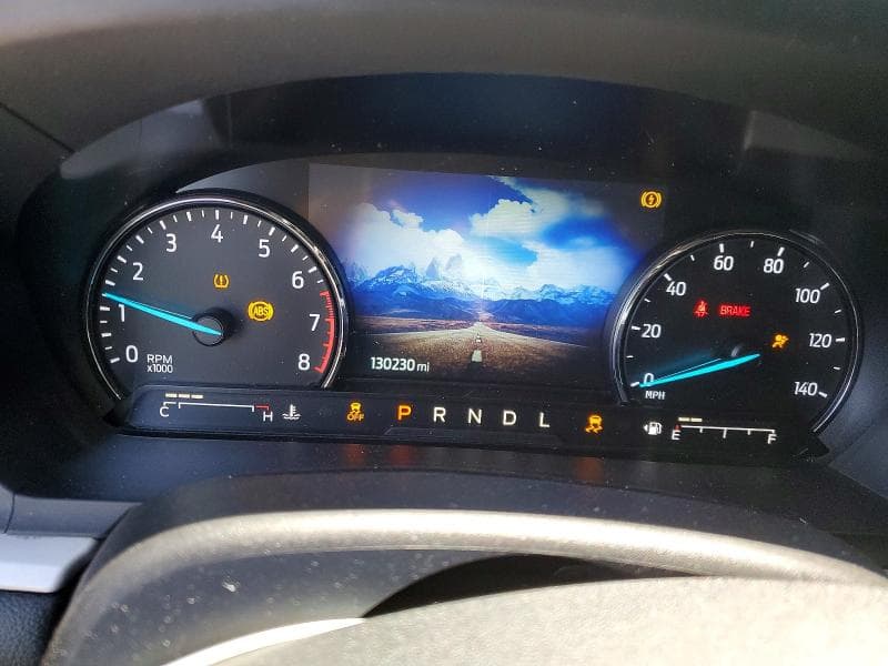 2023 FORD EXPLORER XLT 9