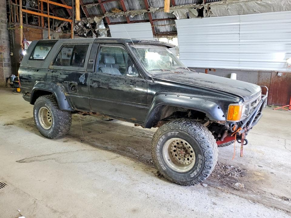1986 TOYOTA 4RUNNER RN60 4