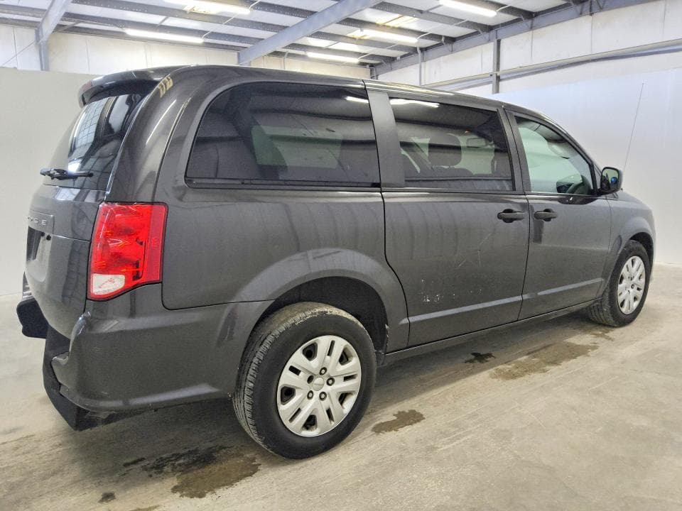 2020 DODGE GRAND CARAVAN SE 3