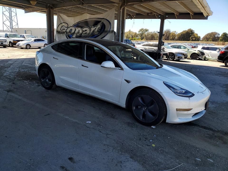 2020 TESLA MODEL 3 4