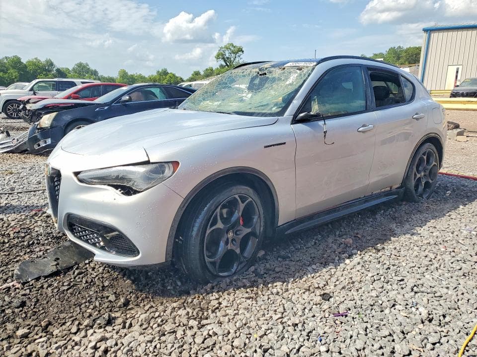 2024 ALFA ROMEO STELVIO TI