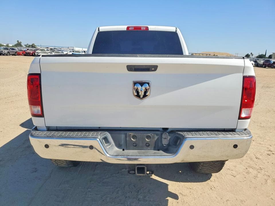 2018 RAM 2500 ST 6