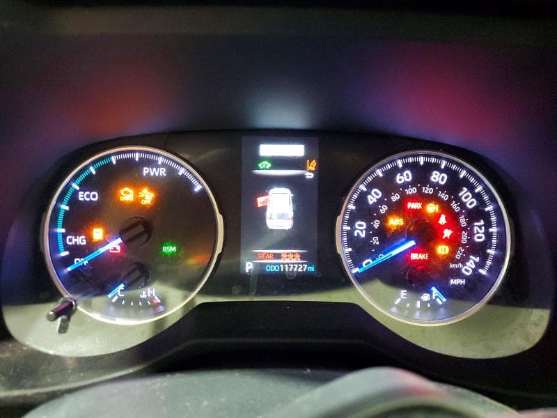 2021 TOYOTA RAV4 XLE 9