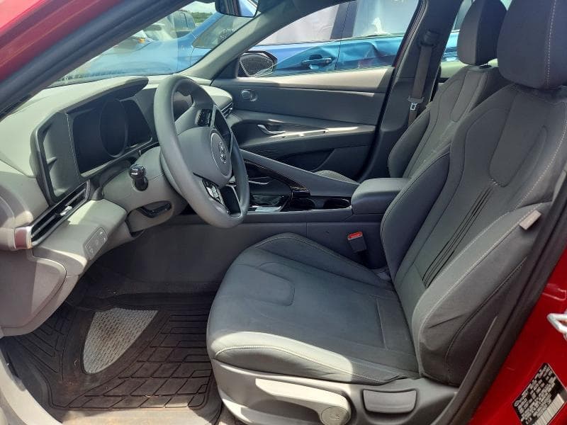 2023 HYUNDAI ELANTRA BLUE 7
