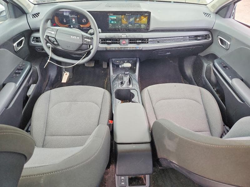 2025 KIA K4 LXS 8