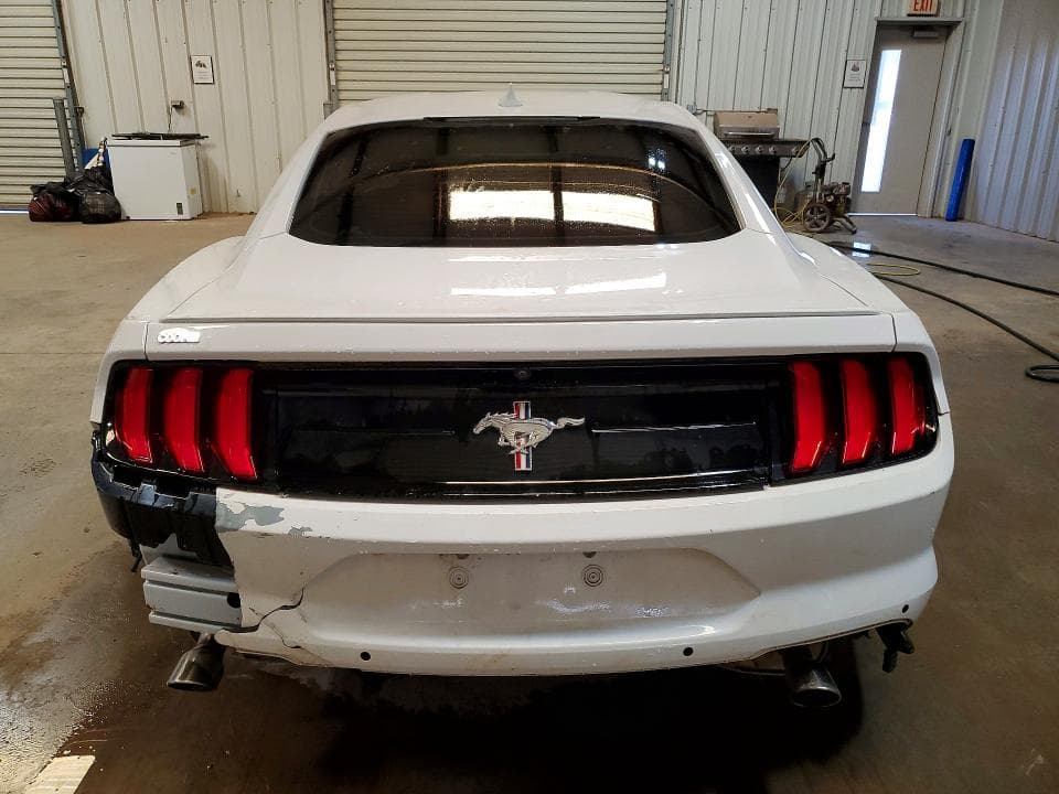 2020 FORD MUSTANG 6