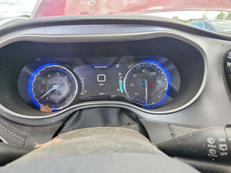 2021 CHRYSLER PACIFICA TOURING 9