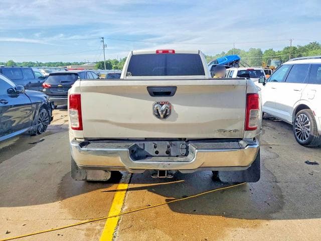 2021 RAM 3500 TRADESMAN 6