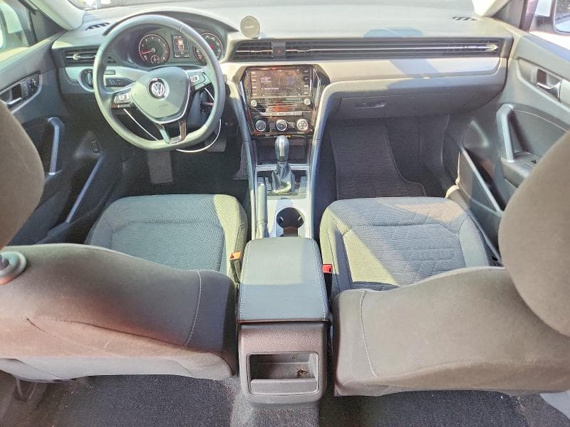 2021 VOLKSWAGEN PASSAT S 8