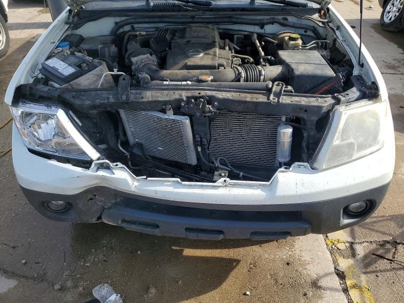2017 NISSAN FRONTIER SV V6 11