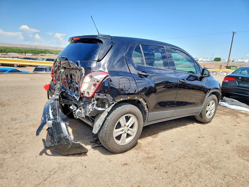 2021 CHEVROLET TRAX LS 3