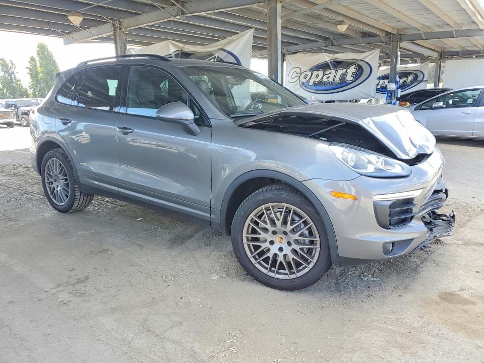 2018 PORSCHE CAYENNE 4