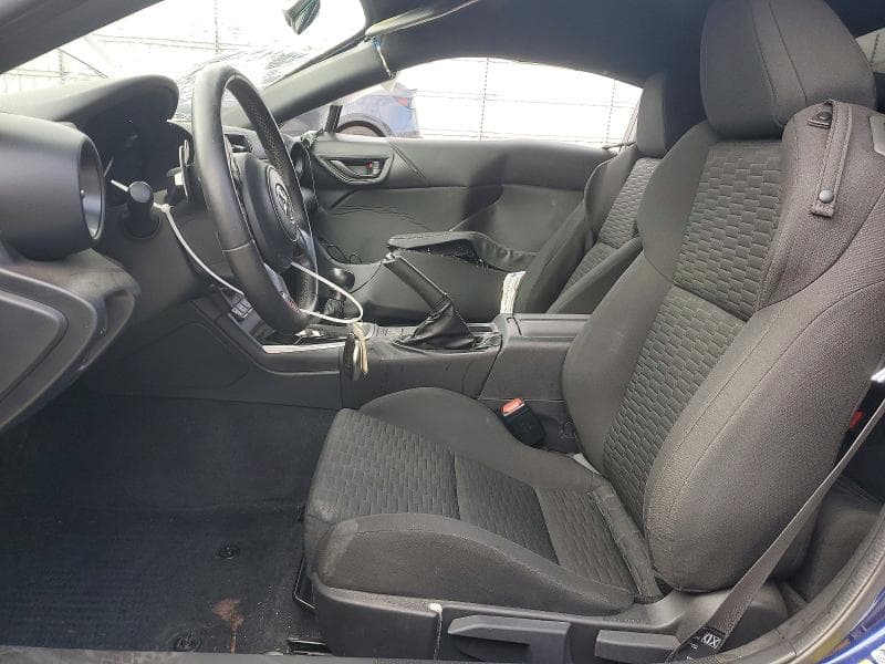 2023 TOYOTA GR86 BASE 7