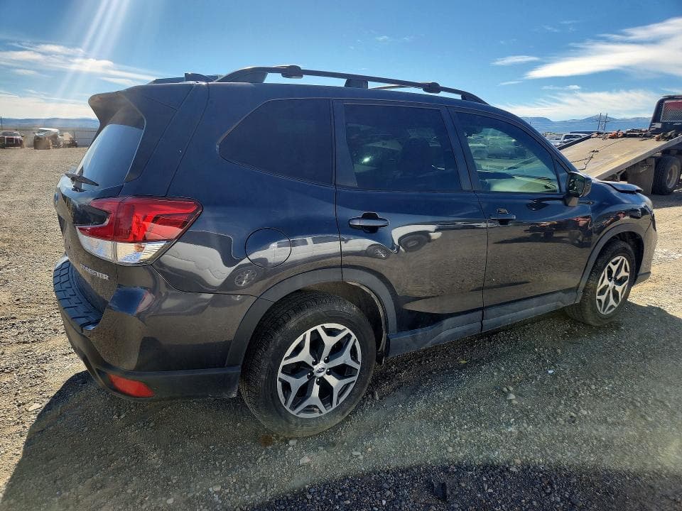 2019 SUBARU FORESTER PREMIUM 3