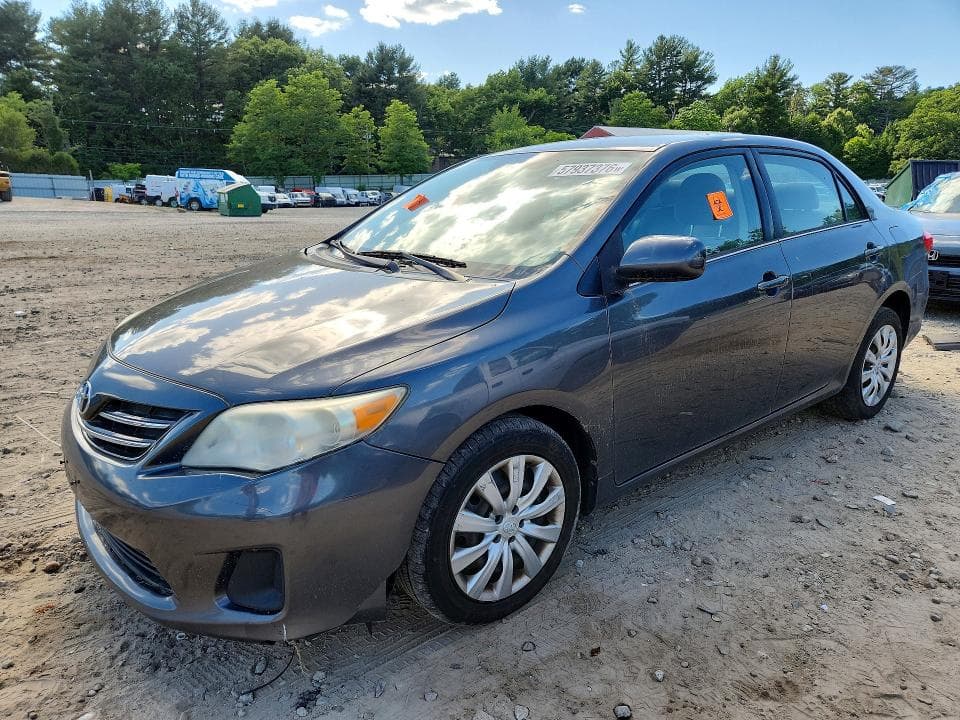 2013 TOYOTA COROLLA