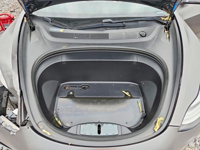 2018 TESLA MODEL 3 11