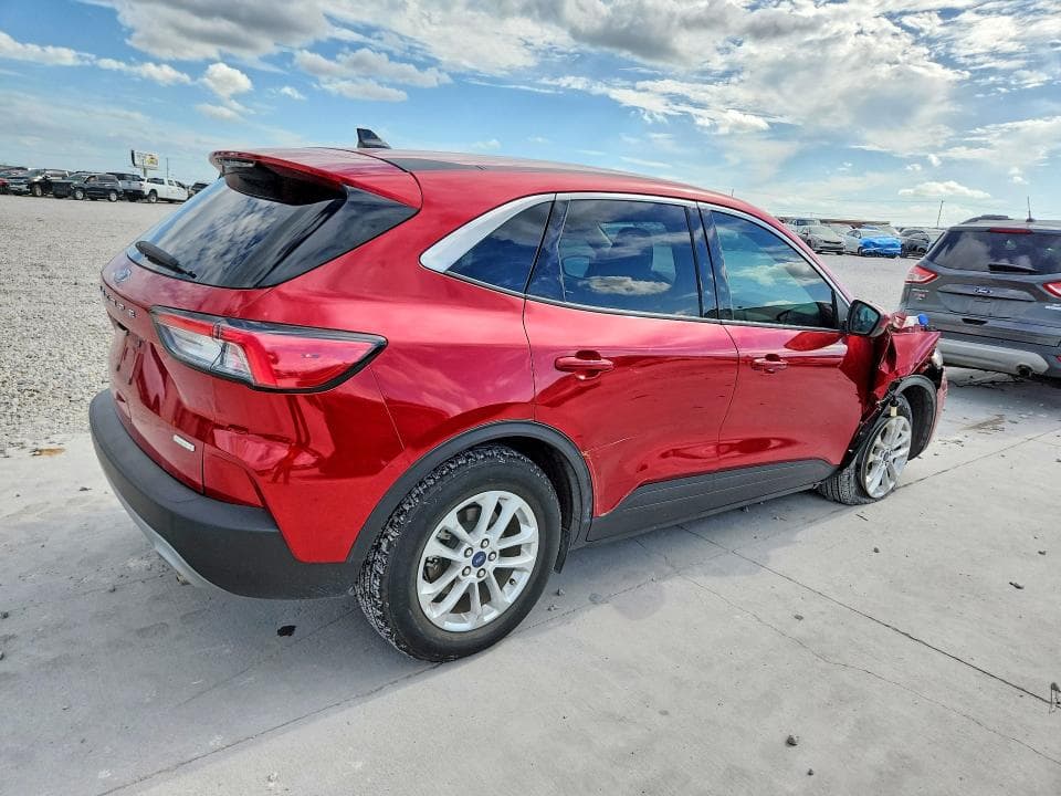 2020 FORD ESCAPE SE 3