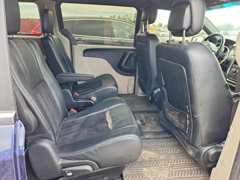 2017 DODGE GRAND CARAVAN SE 11