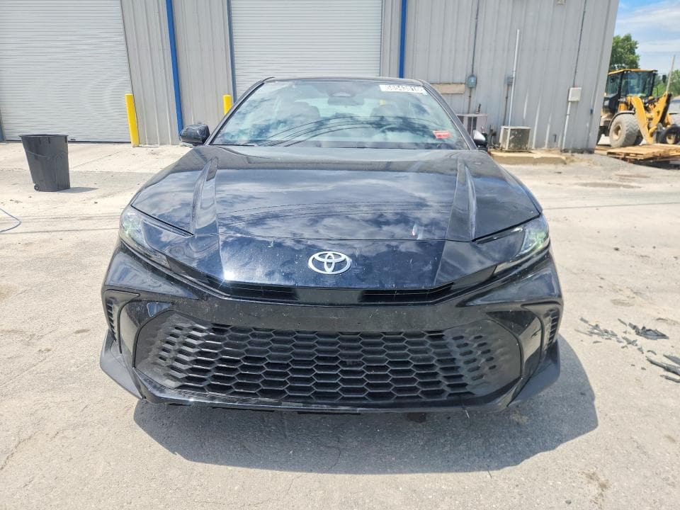 2026 TOYOTA CAMRY SE 5