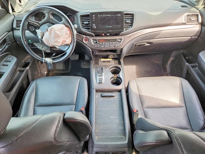 2021 HONDA PILOT SE 8